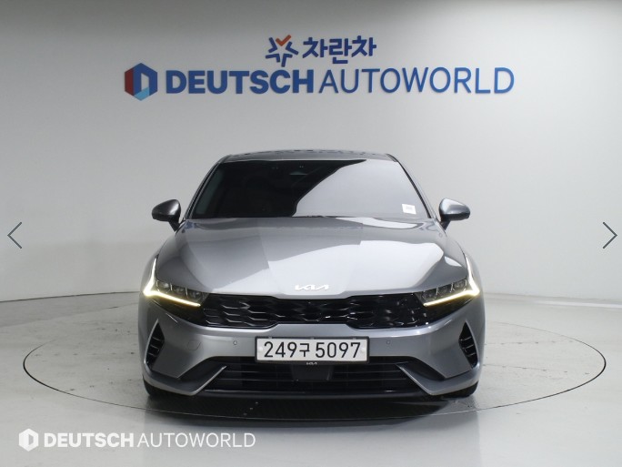 KIA K5 photo 3