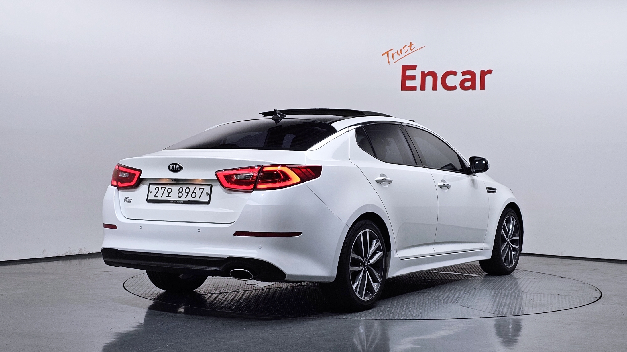 KIA K5 photo 2