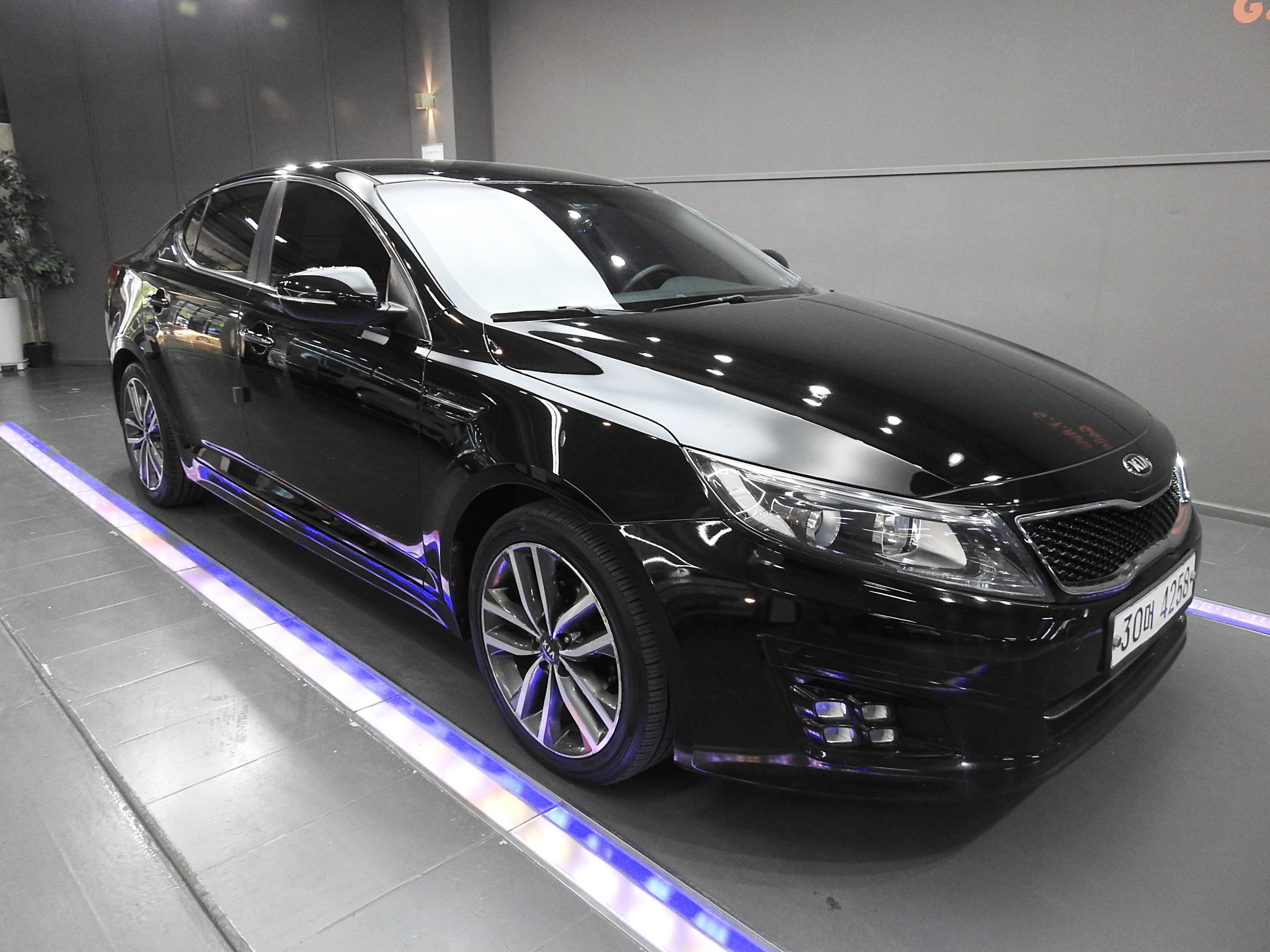 KIA K5 photo 2