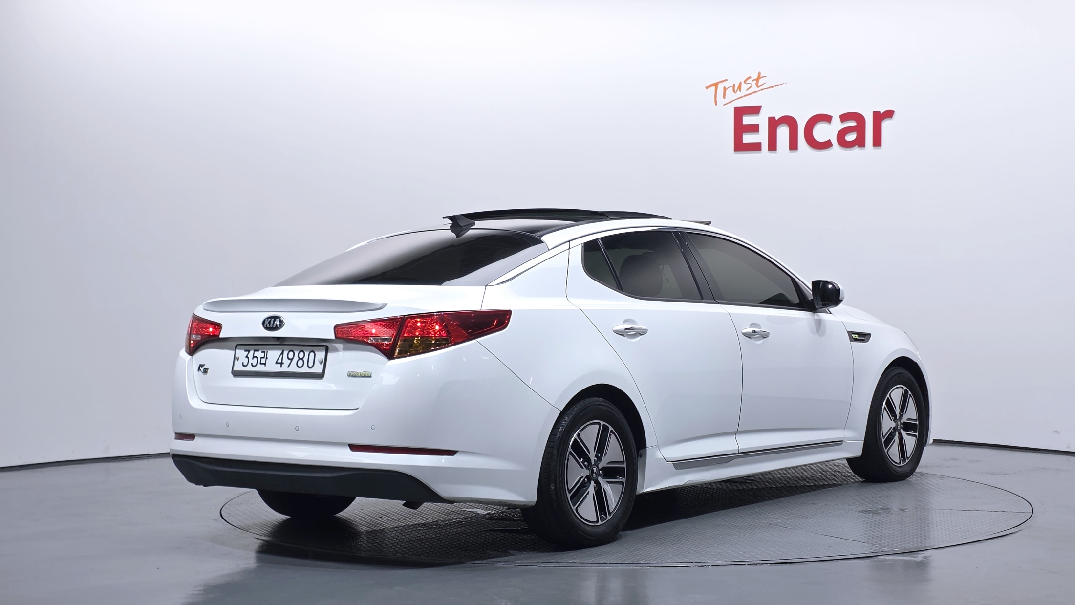 KIA K5 photo 2