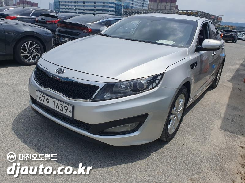 KIA K5 photo 2