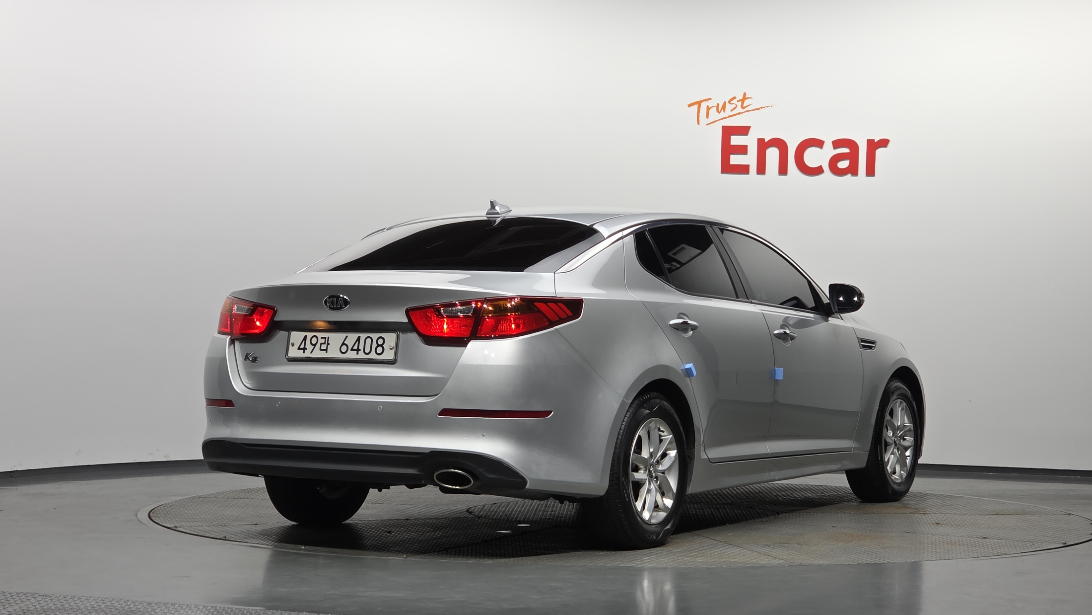 KIA K5 photo 2