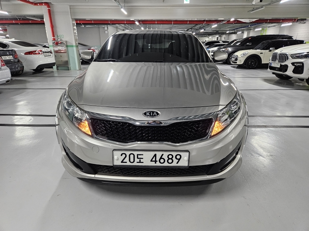 KIA K5 photo 2