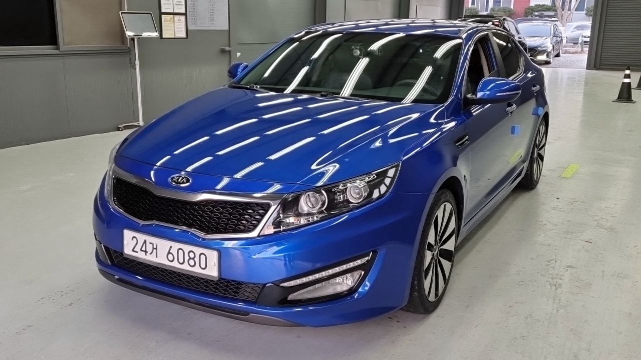 KIA K5