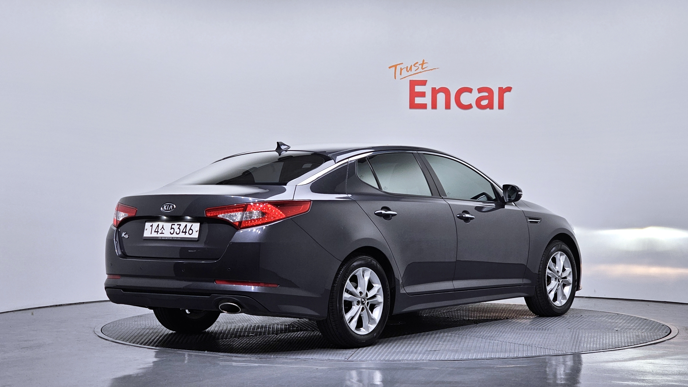 KIA K5 photo 2