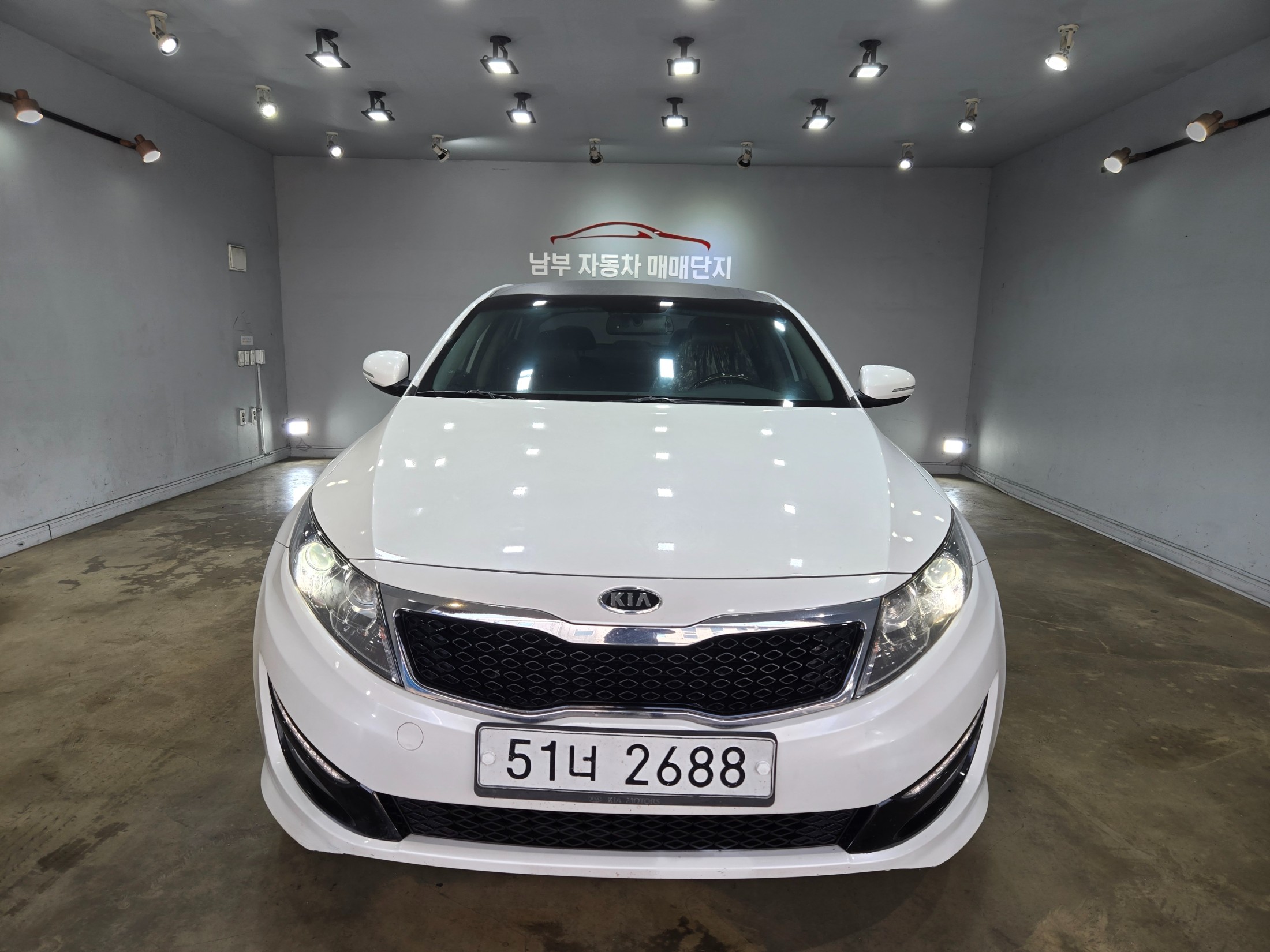 KIA K5 photo 2
