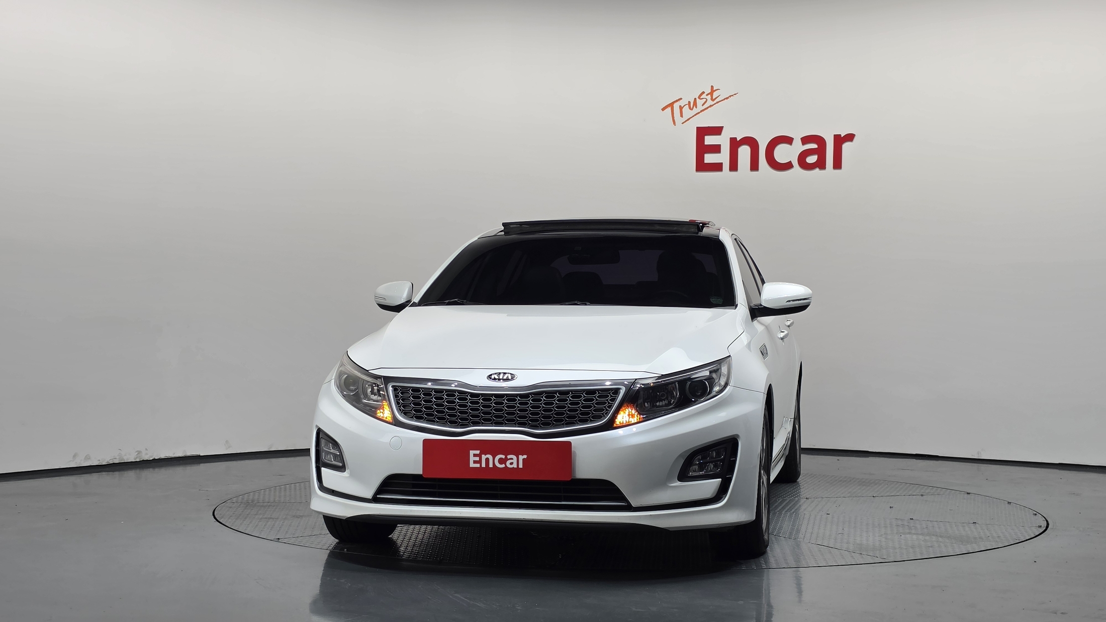 KIA K5 photo 2