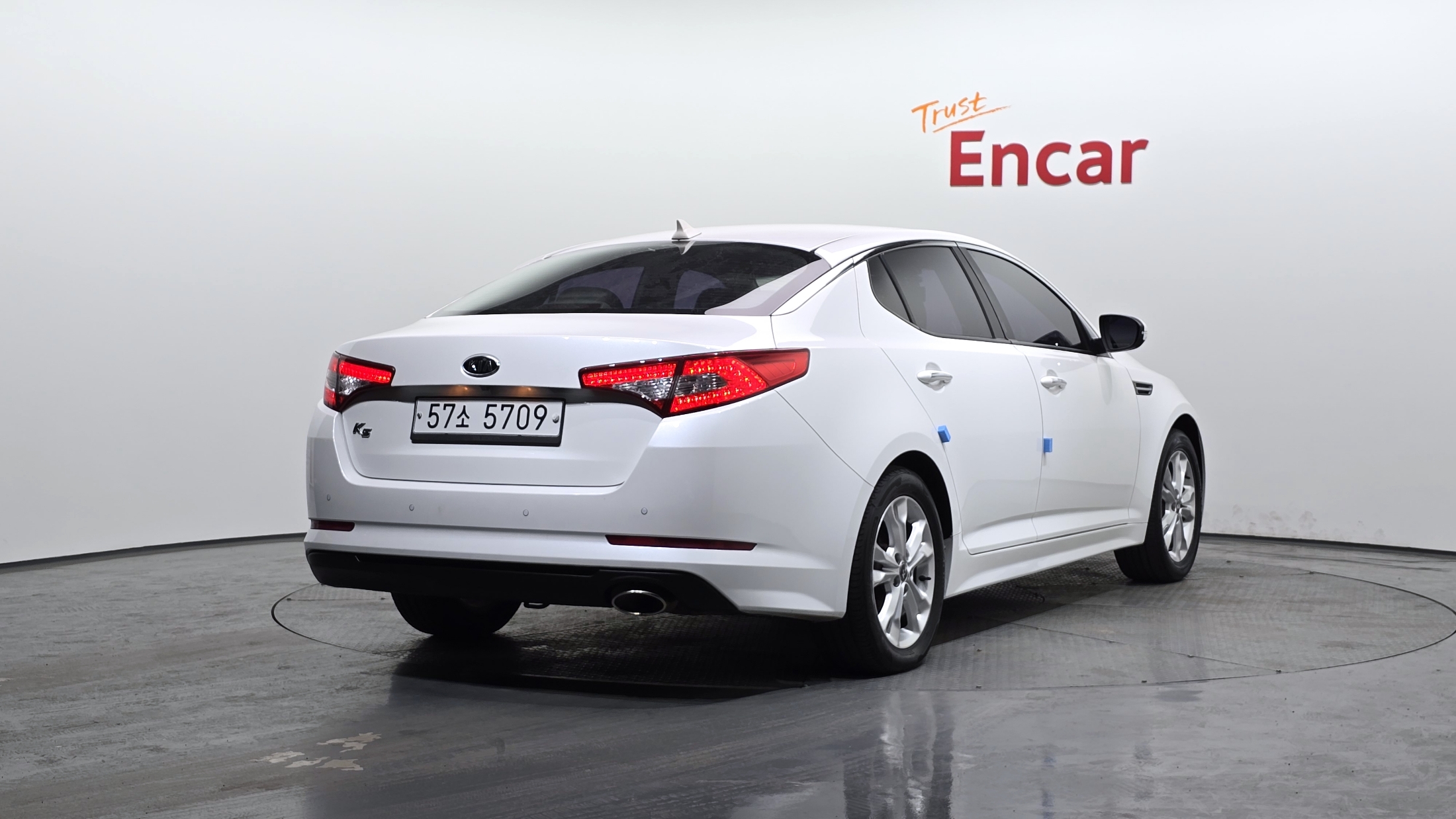 KIA K5 photo 2