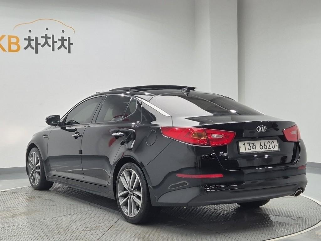 KIA K5 photo 2