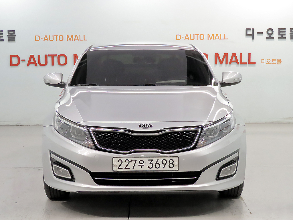 KIA K5 photo 2