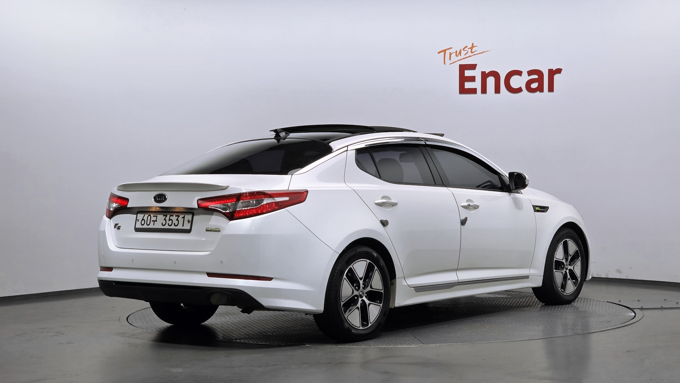 KIA K5 photo 2