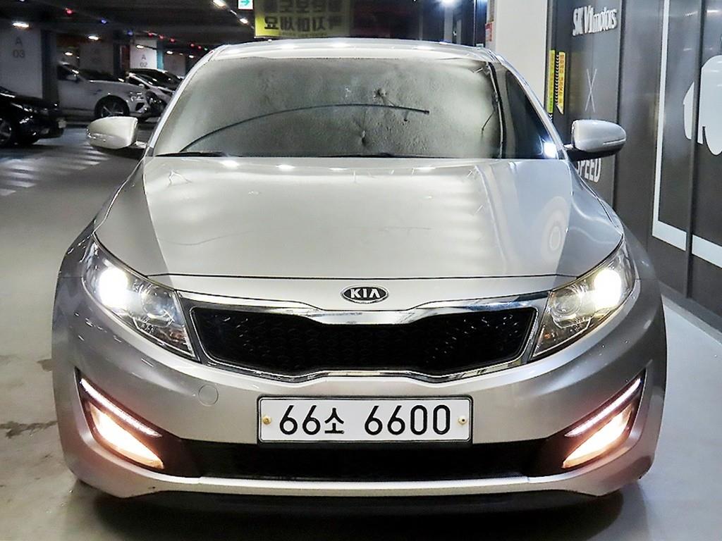 KIA K5 photo 2