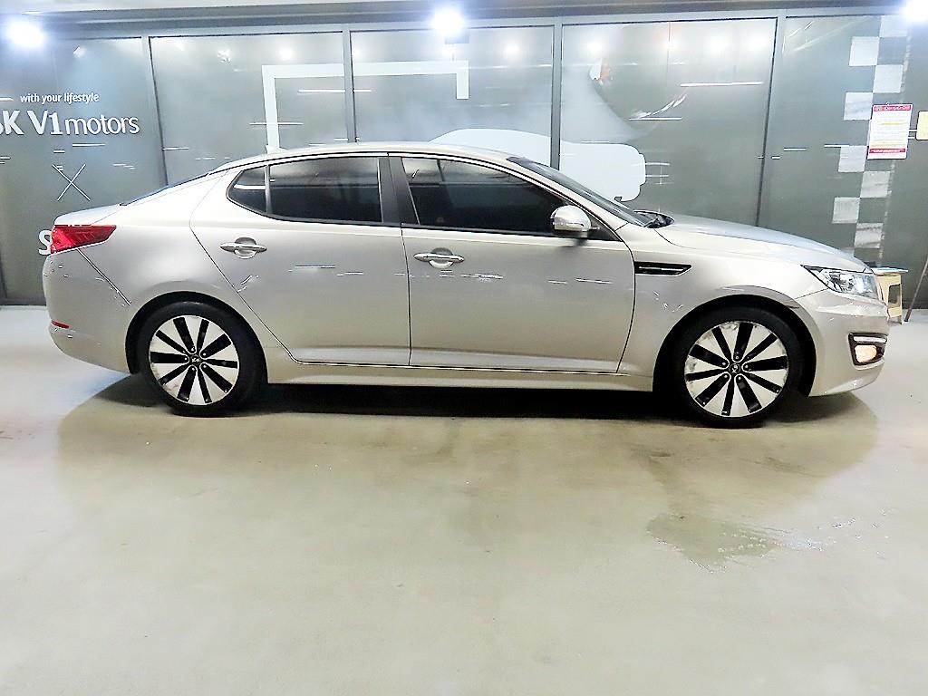 KIA K5 photo 3