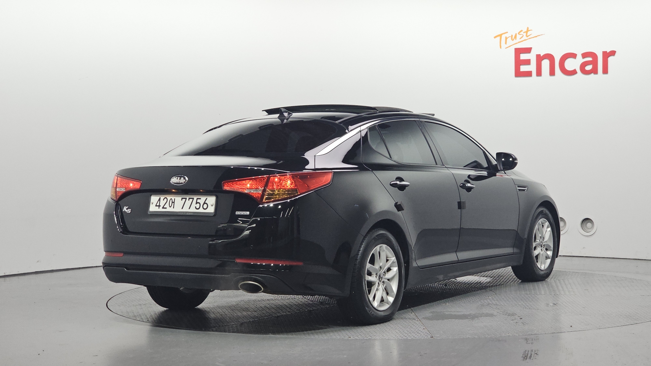 KIA K5 photo 2