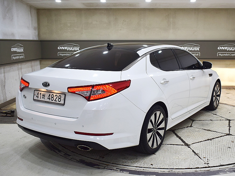KIA K5 photo 3