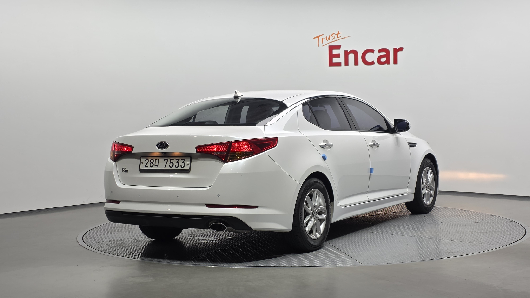 KIA K5 photo 2