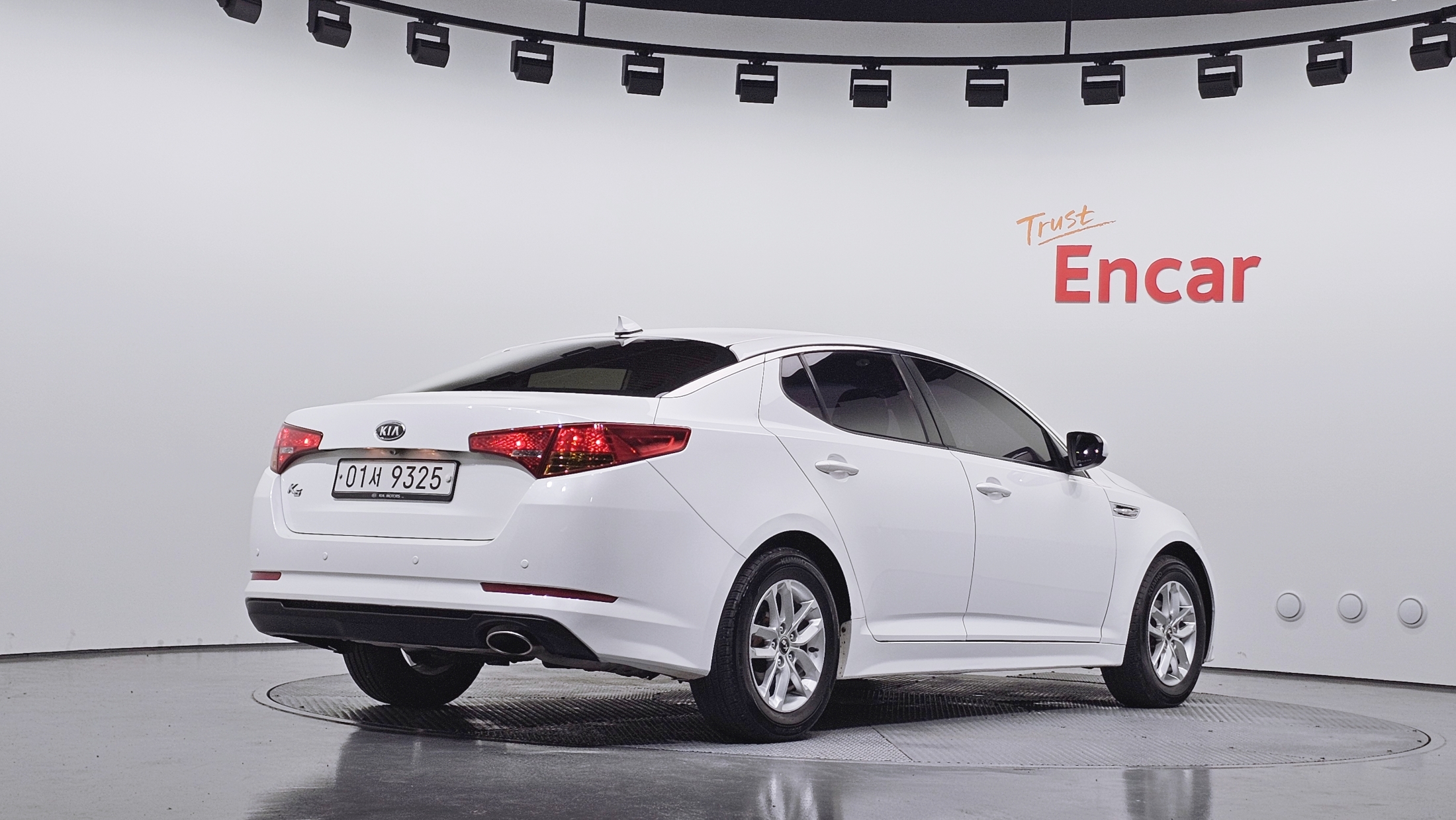 KIA K5 photo 2