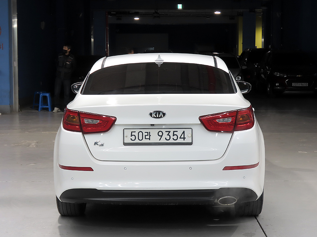 KIA K5 photo 3