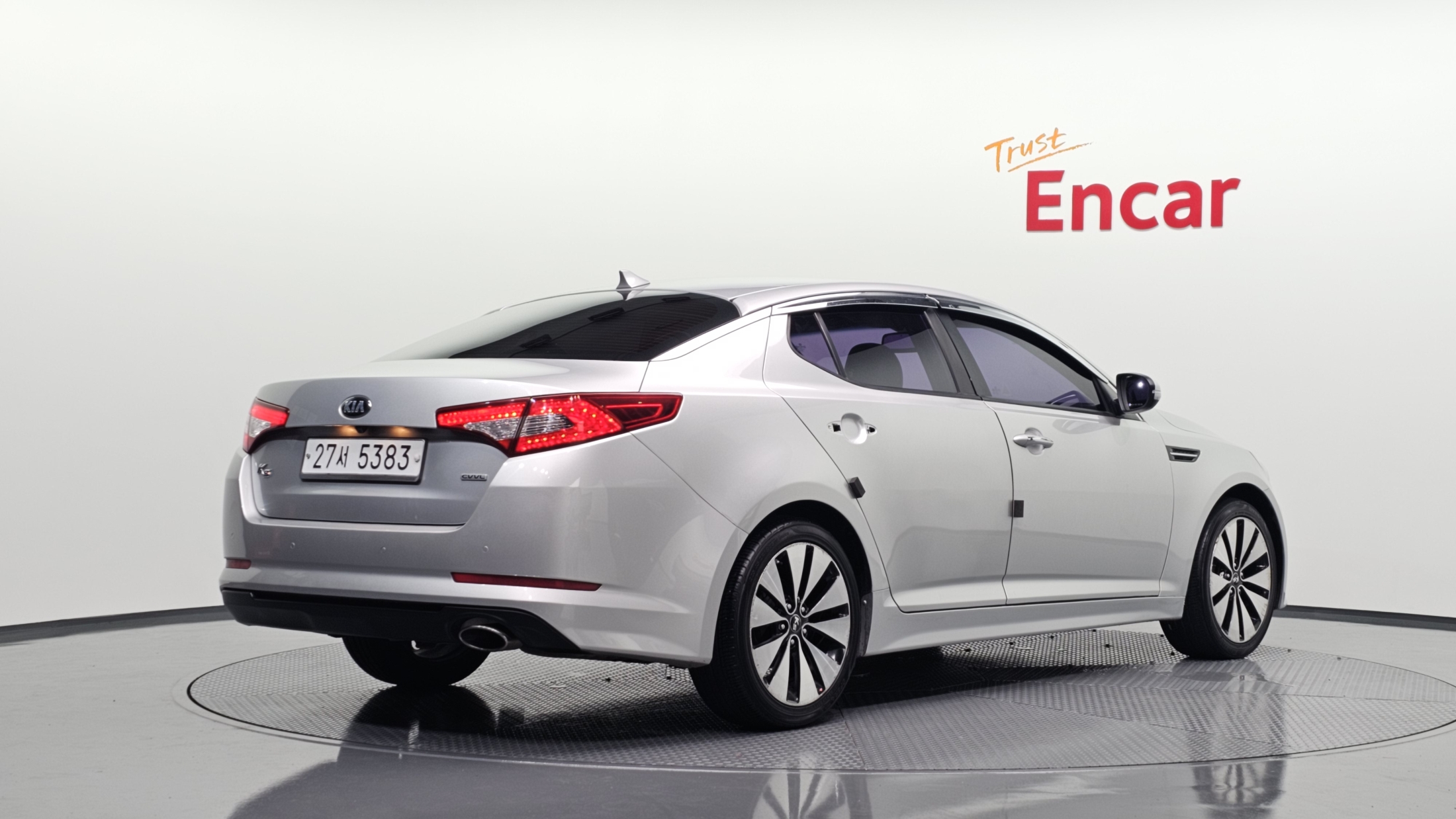 KIA K5 photo 2