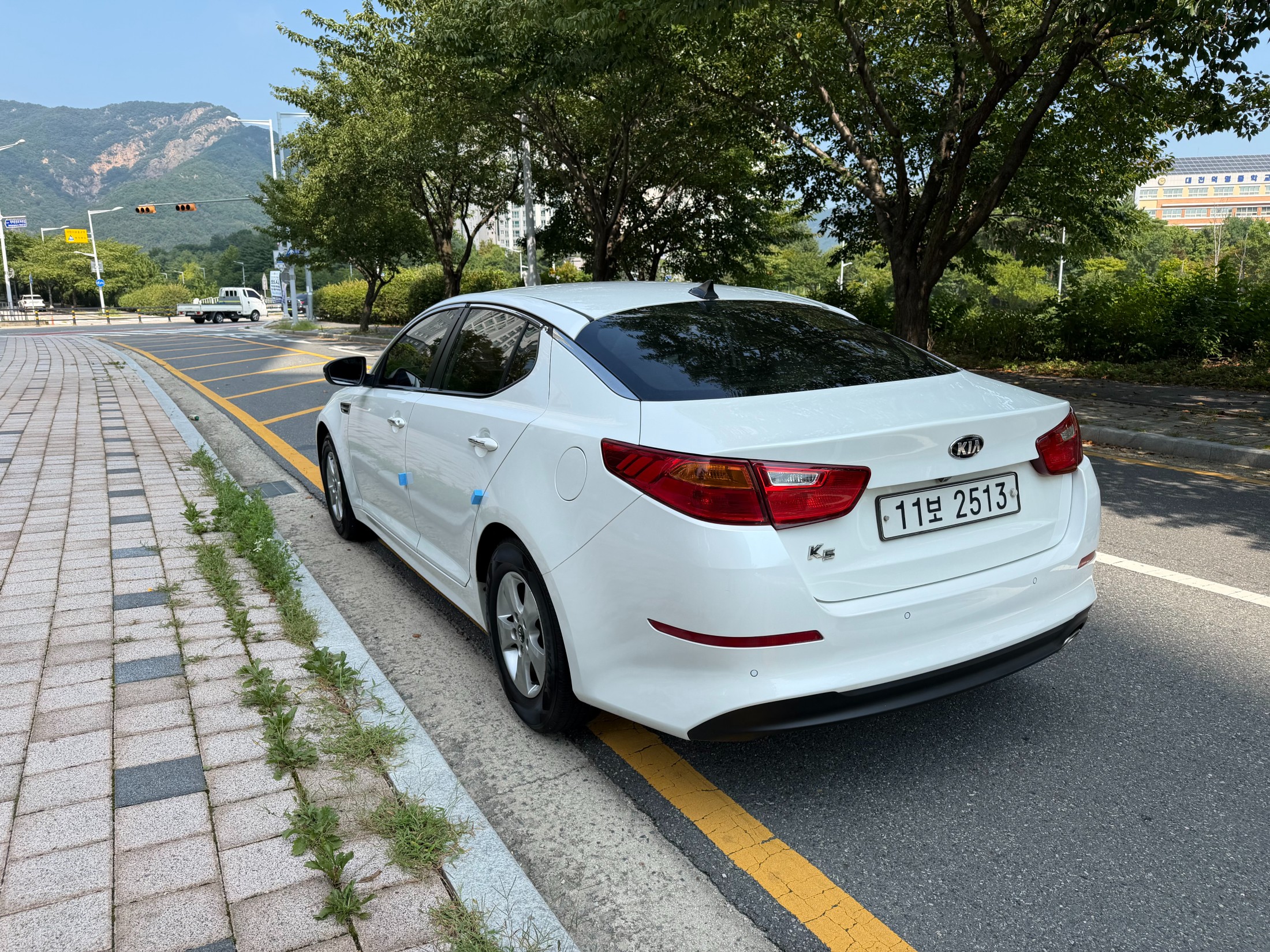 KIA K5 photo 3