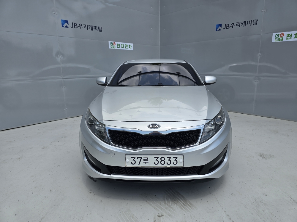 KIA K5 photo 2