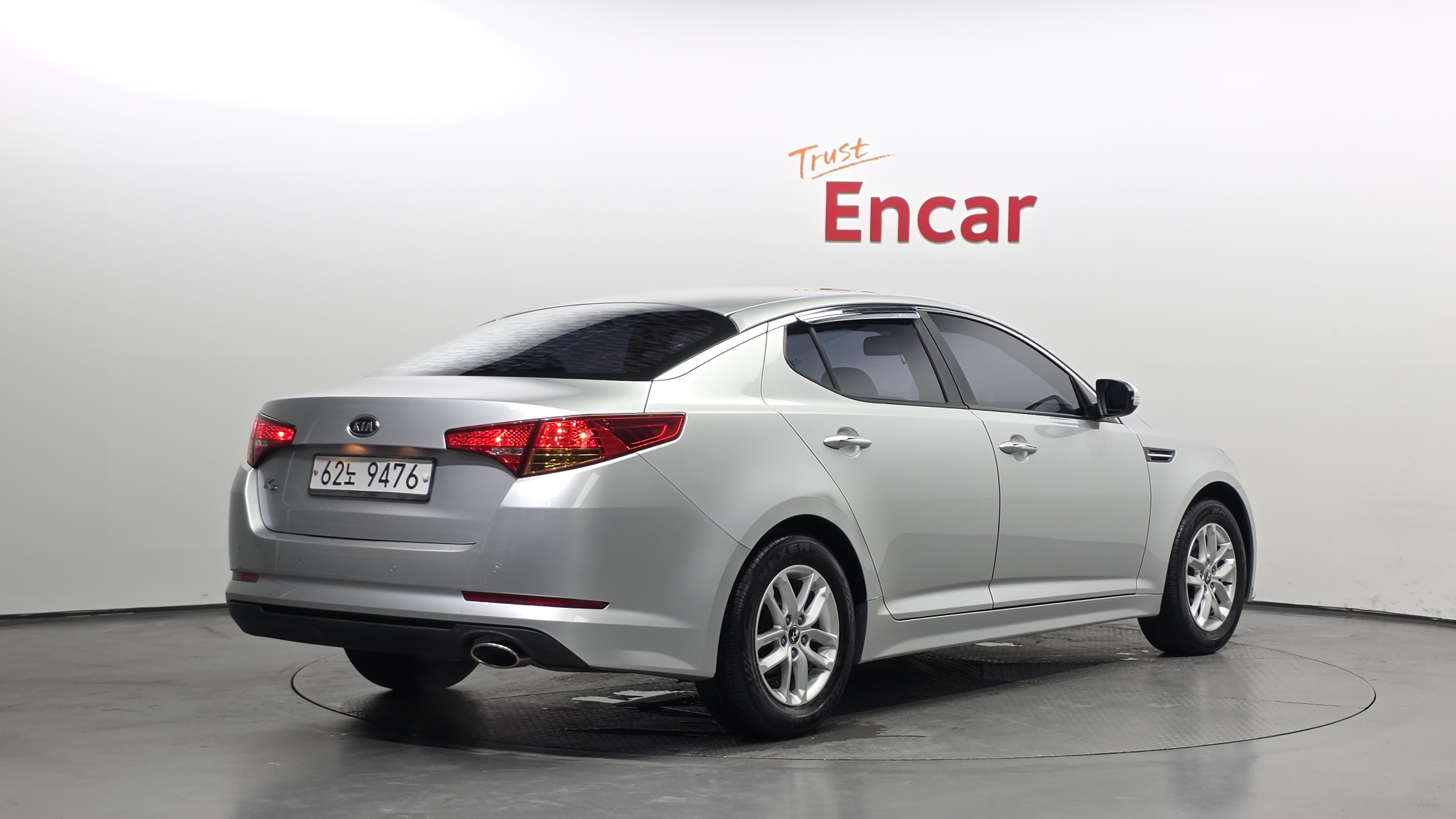 KIA K5 photo 2