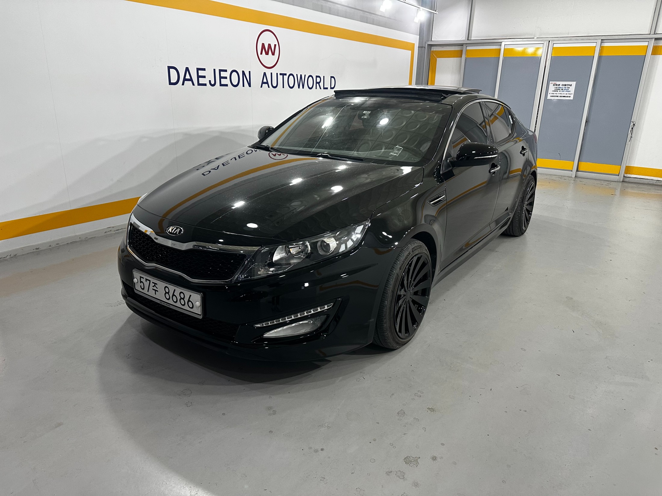 KIA K5 photo 2