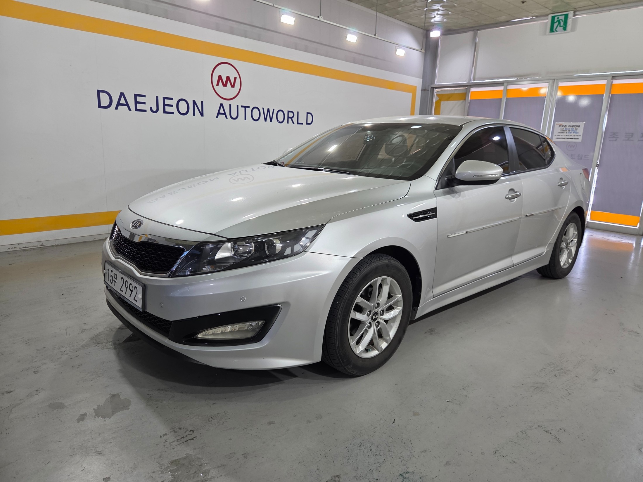 KIA K5 photo 2