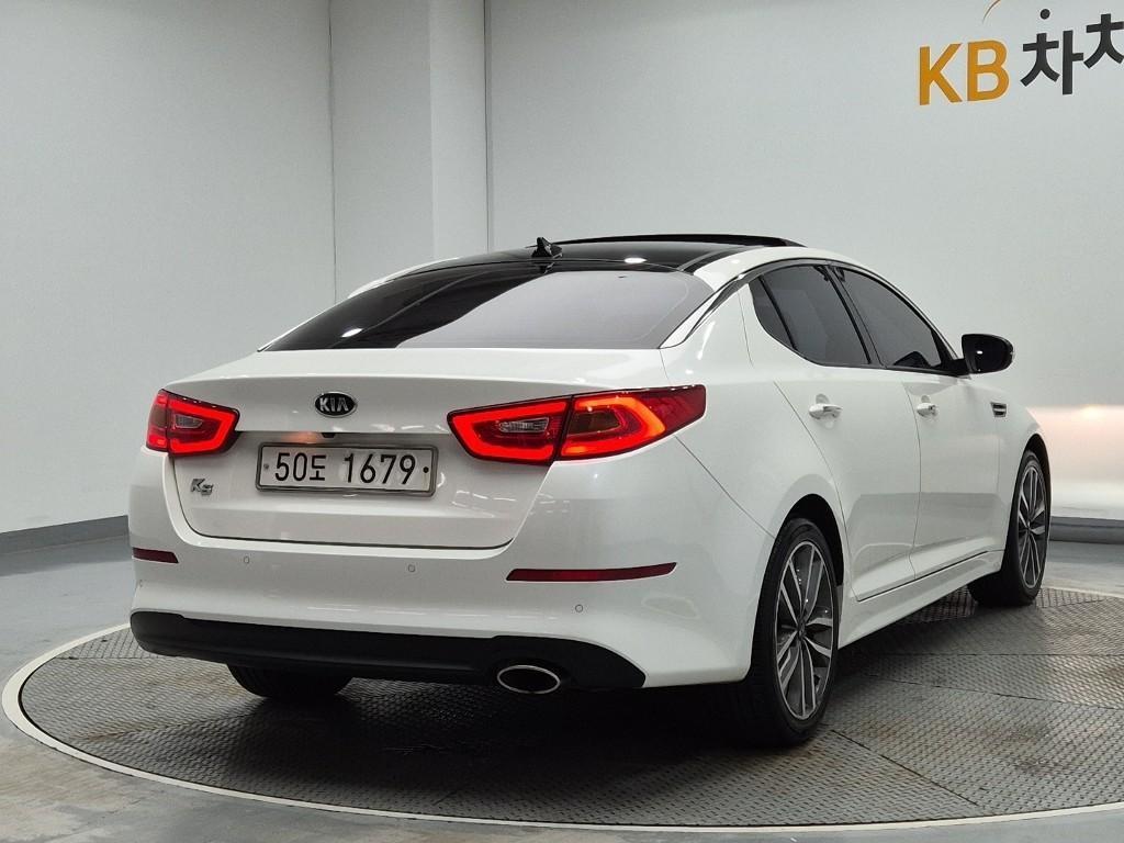 KIA K5 photo 3