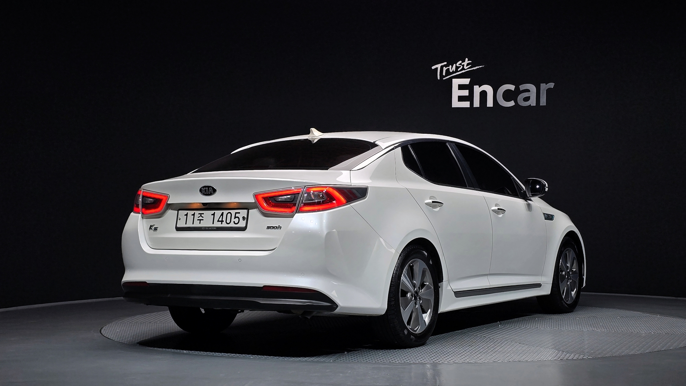 KIA K5 photo 2