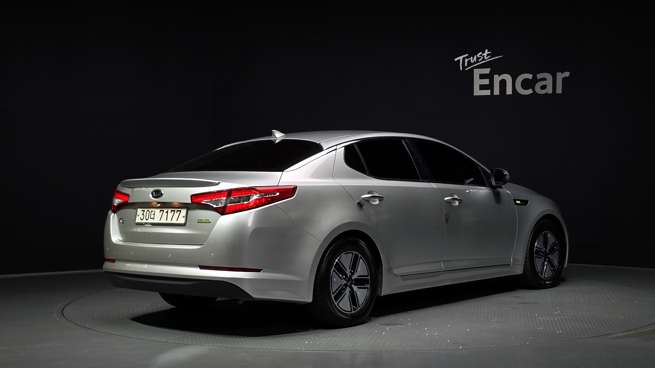 KIA K5 photo 2