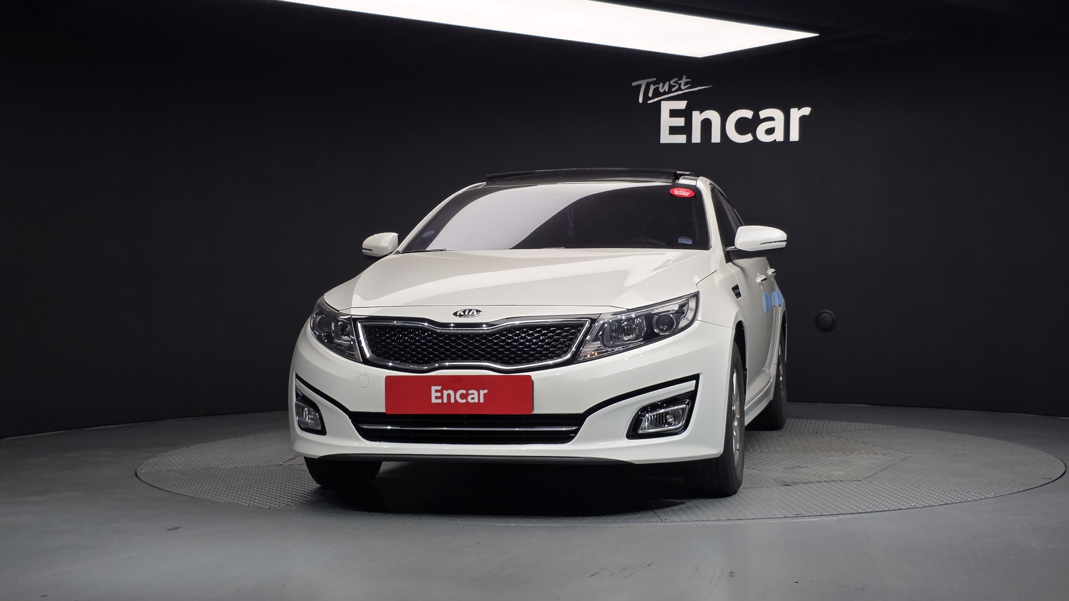 KIA K5 photo 2