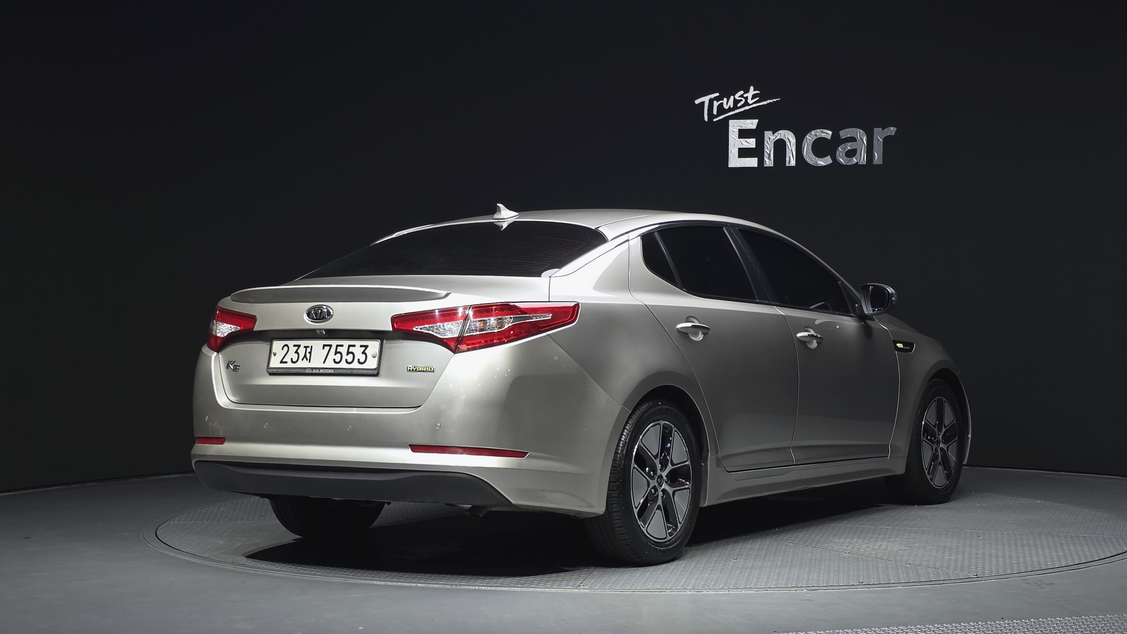 KIA K5 photo 2