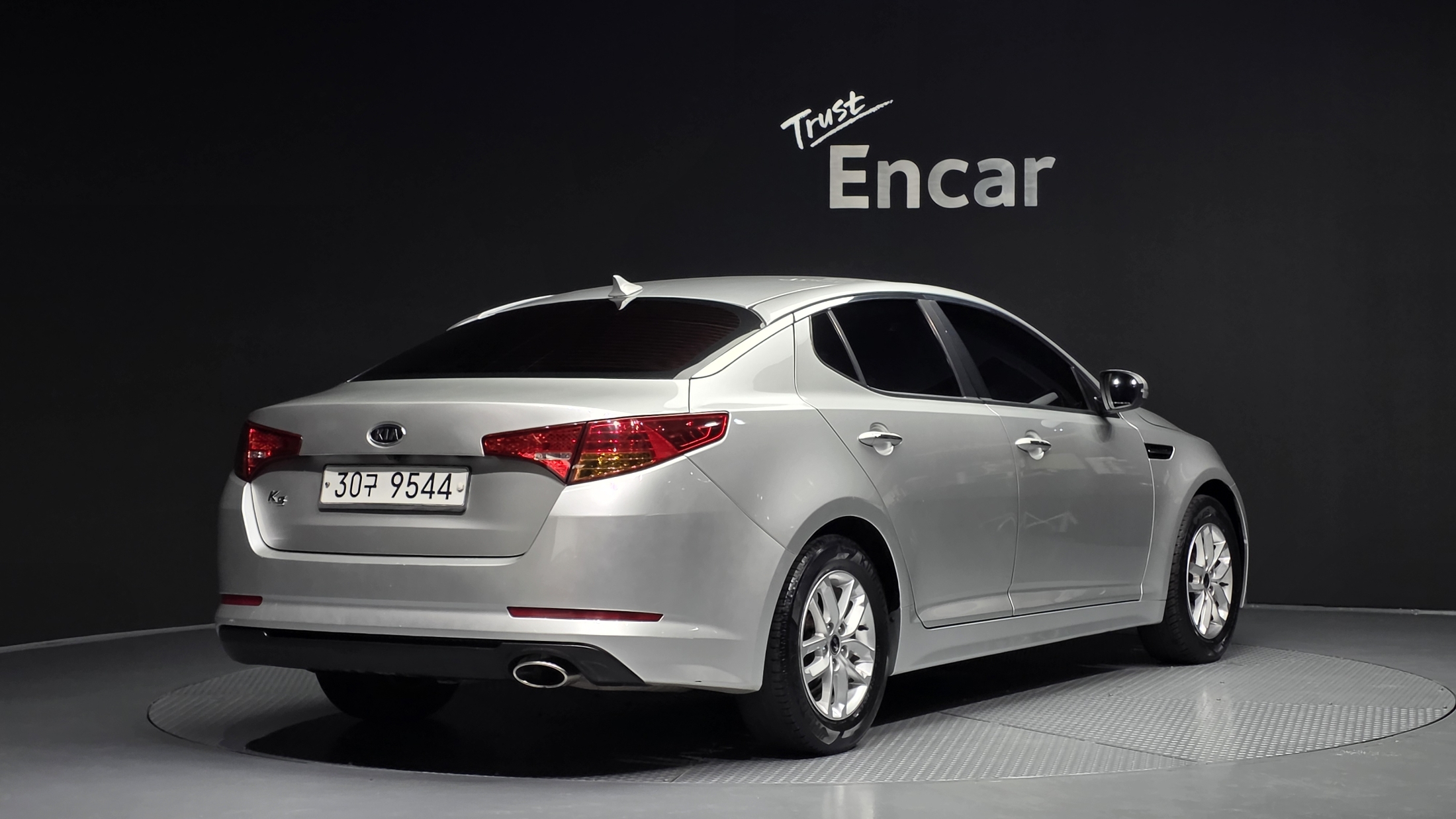 KIA K5 photo 2