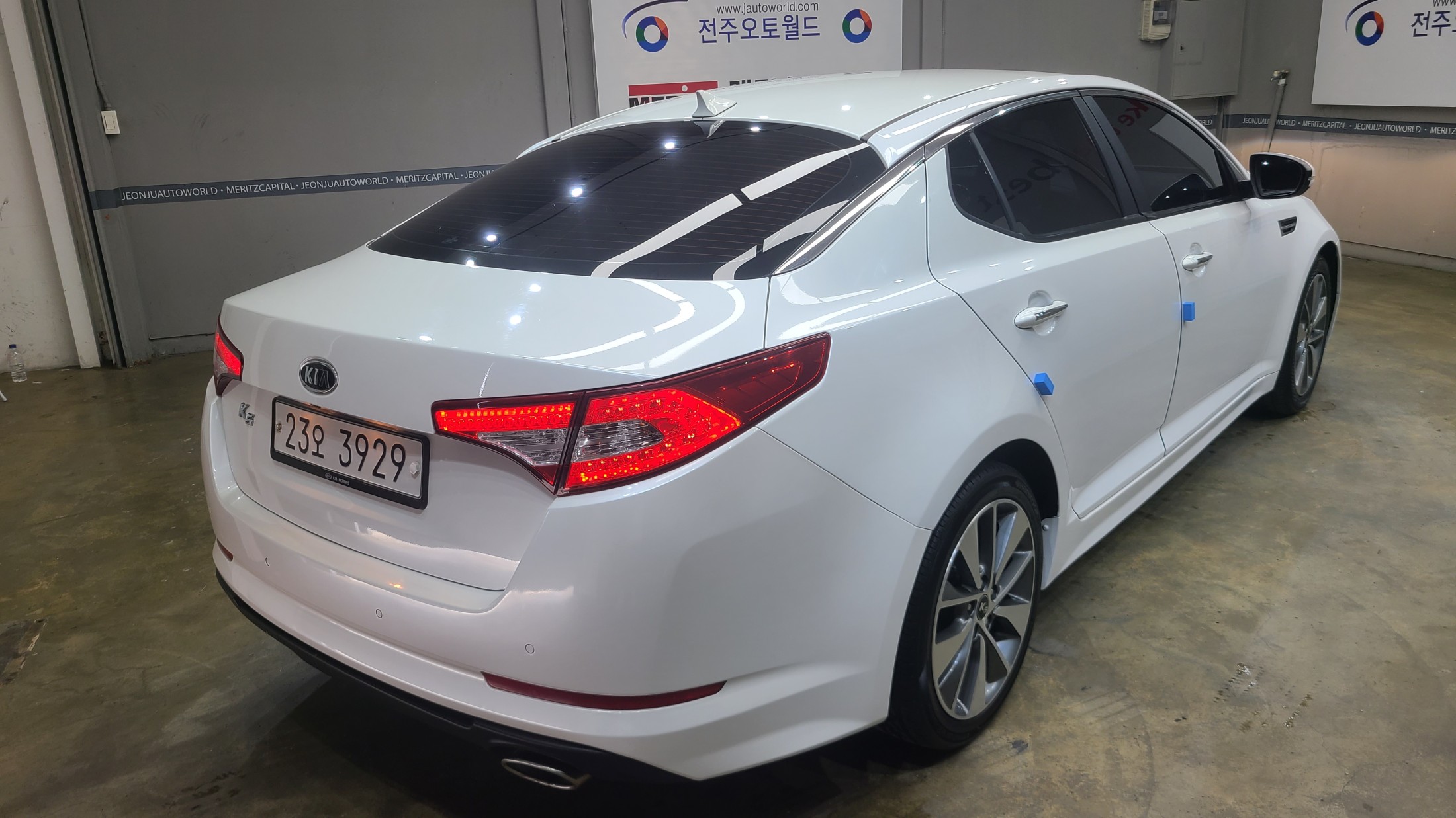 KIA K5 photo 3