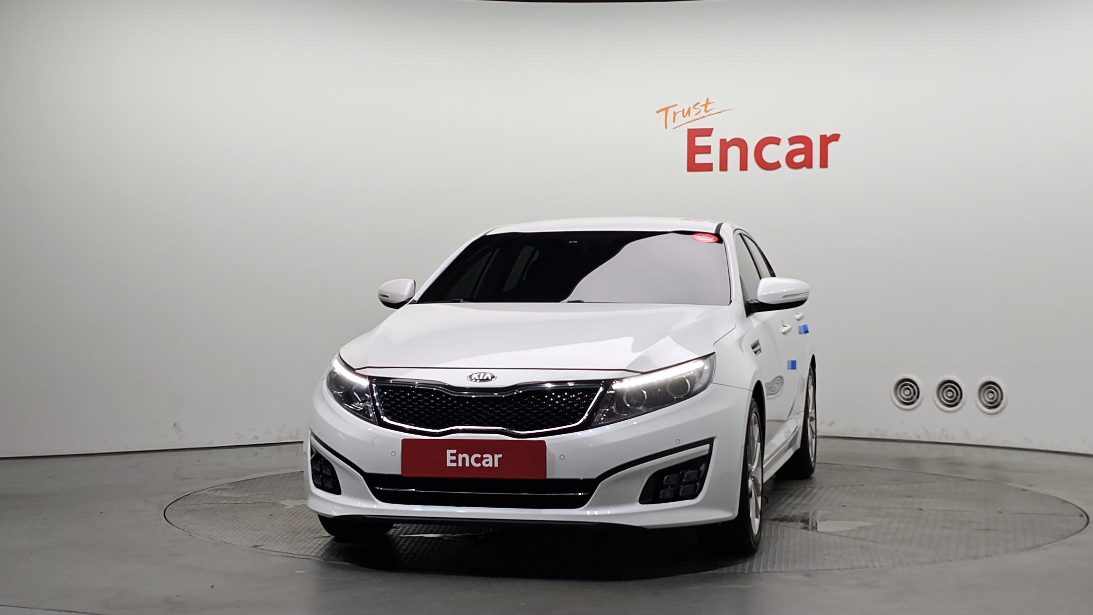 KIA K5 photo 3