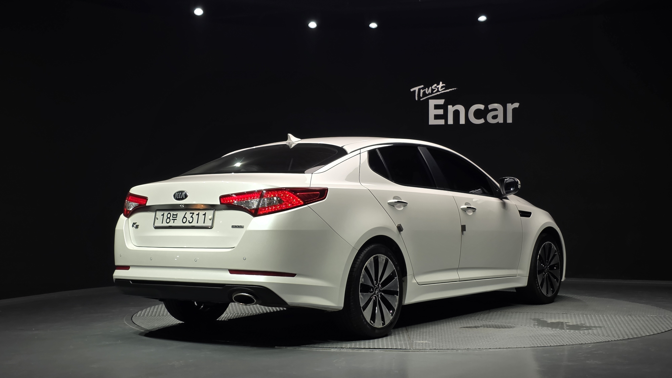 KIA K5 photo 2