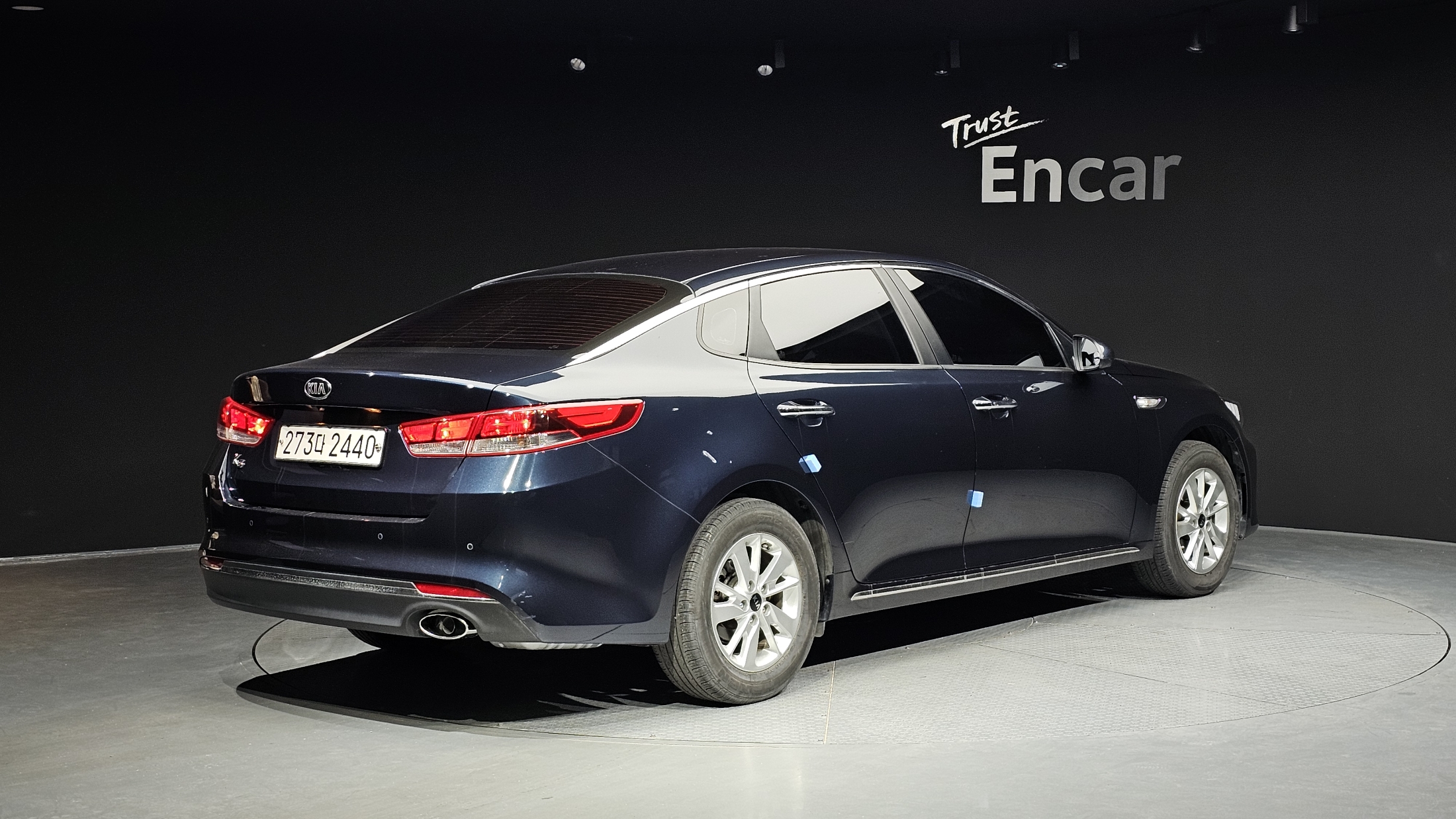 KIA K5 photo 2