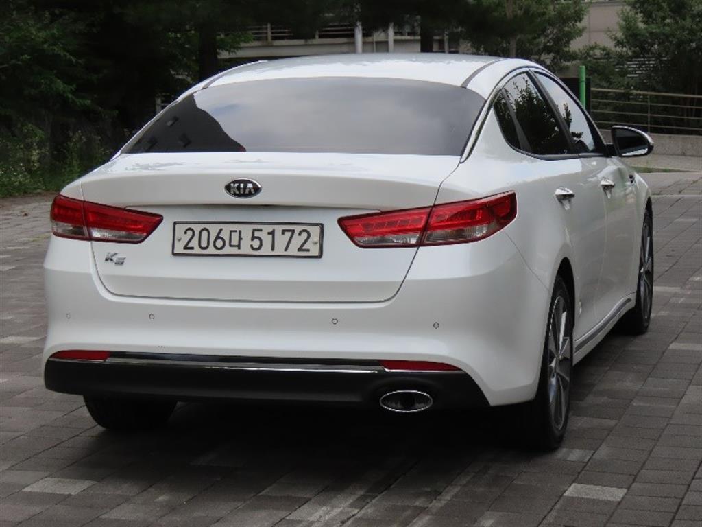 KIA K5 photo 2