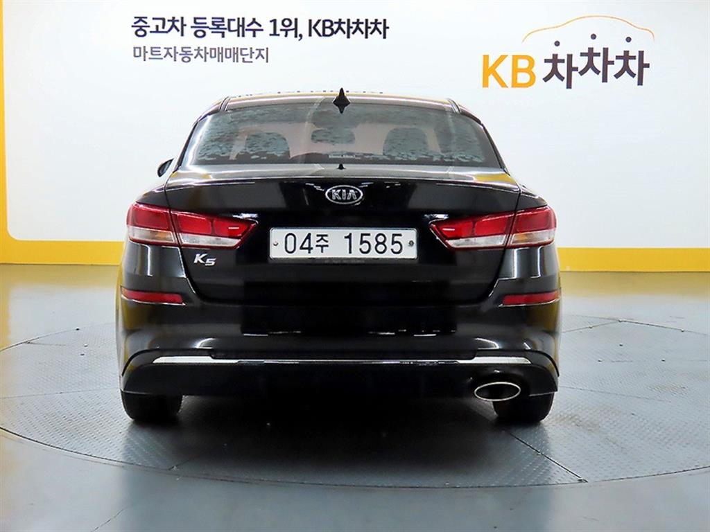 KIA K5 photo 3