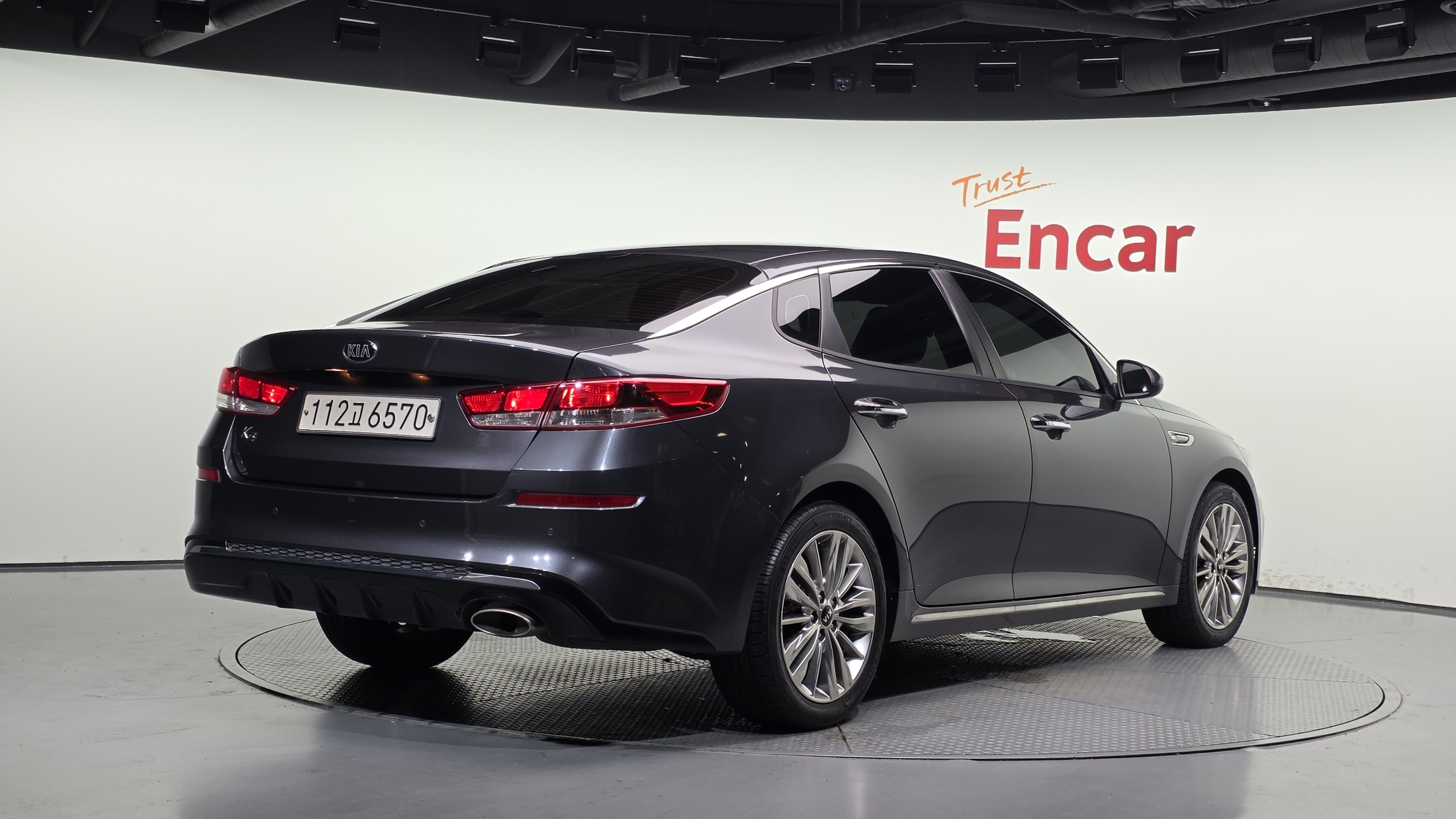 KIA K5 photo 2