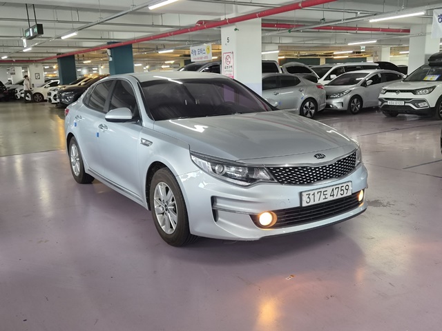KIA K5 photo 3