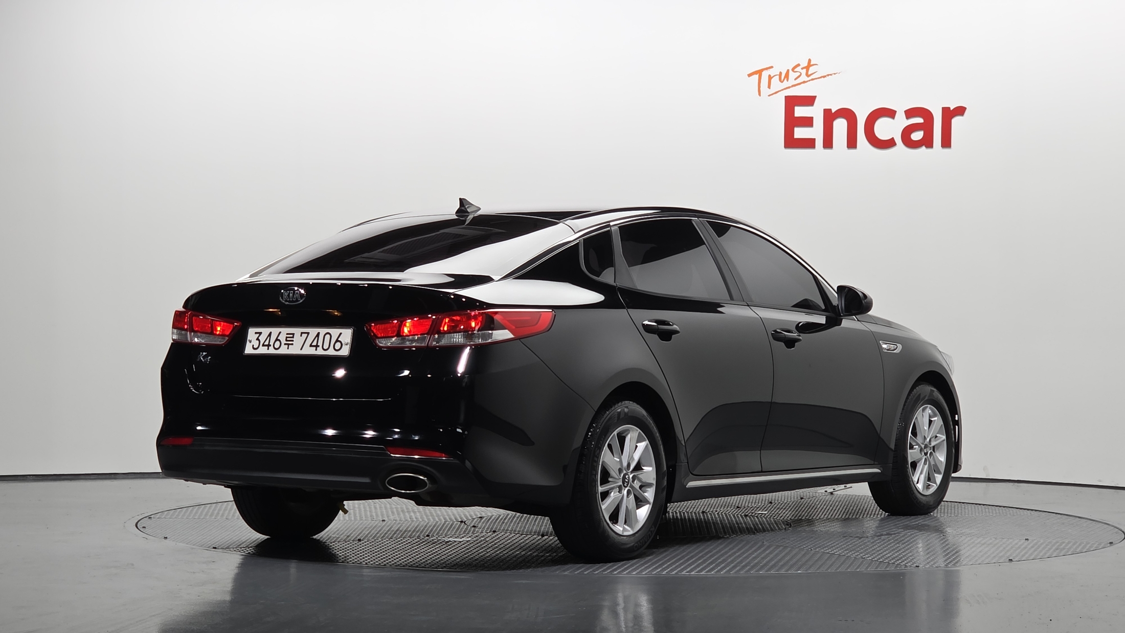 KIA K5 photo 2