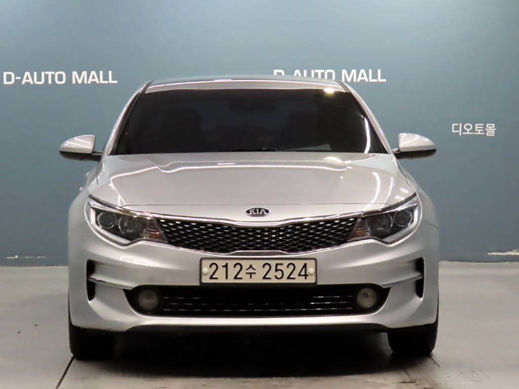 KIA K5 photo 2
