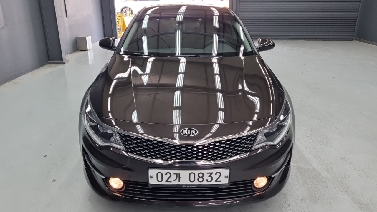KIA K5 photo 2