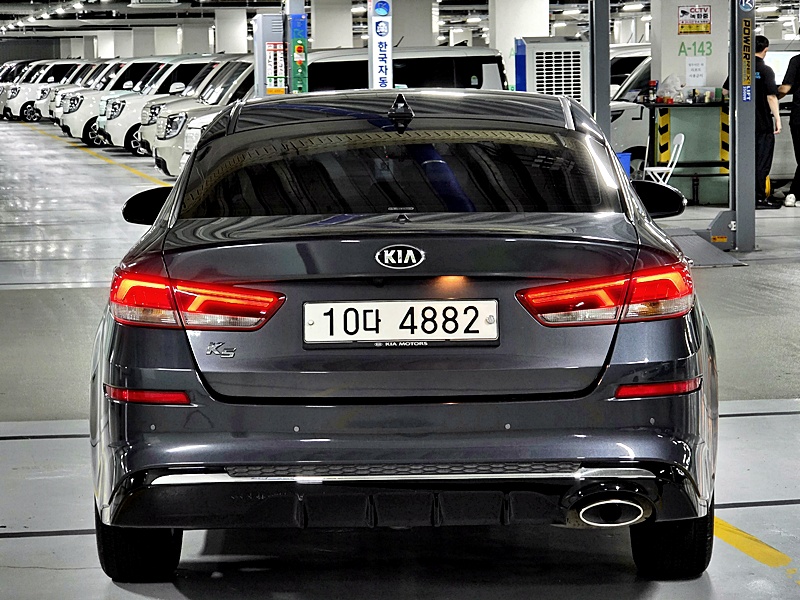 KIA K5 photo 3