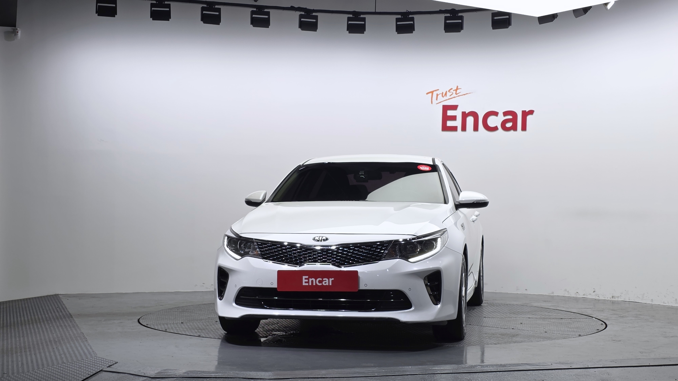 KIA K5 photo 3