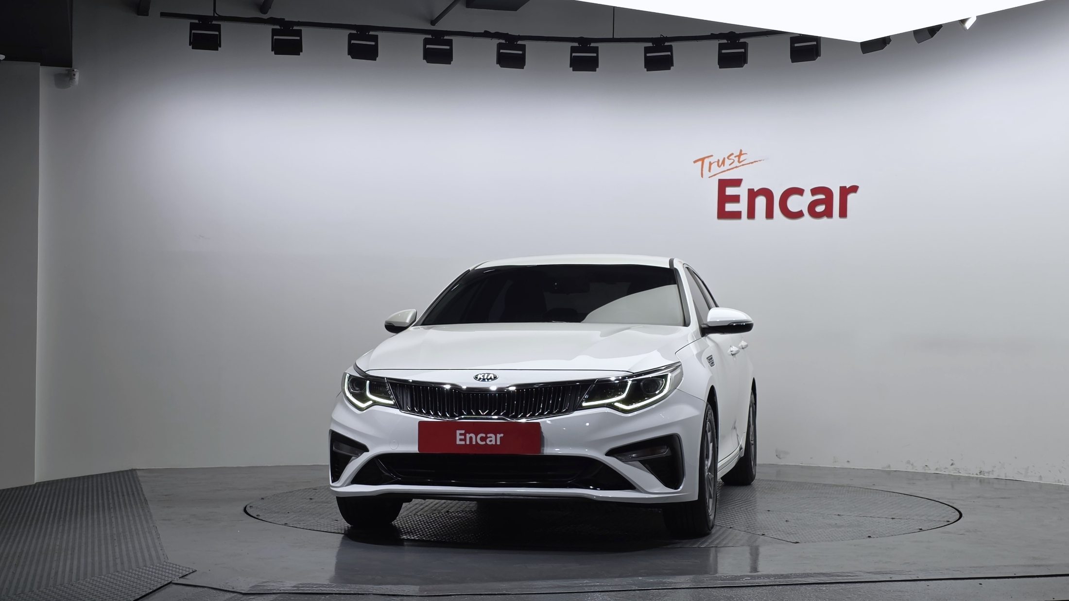 KIA K5 photo 3