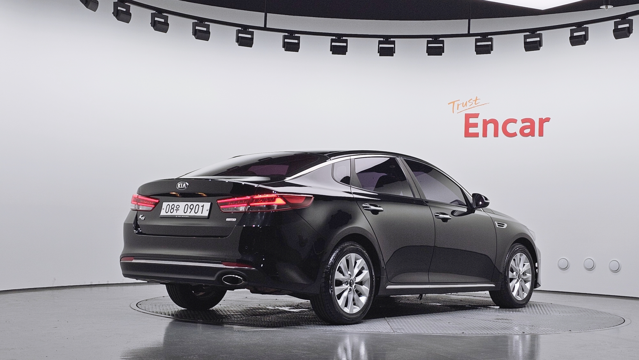 KIA K5 photo 3