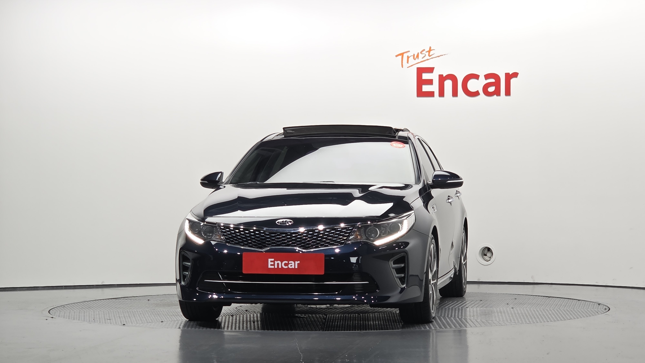 KIA K5 photo 2